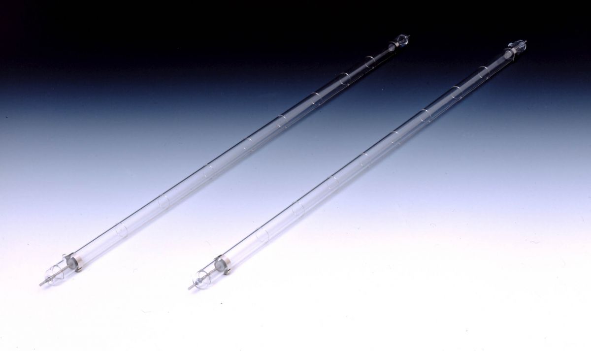 リニアフラッシュランプと専用発光装置 | 株式会社菅原研究所